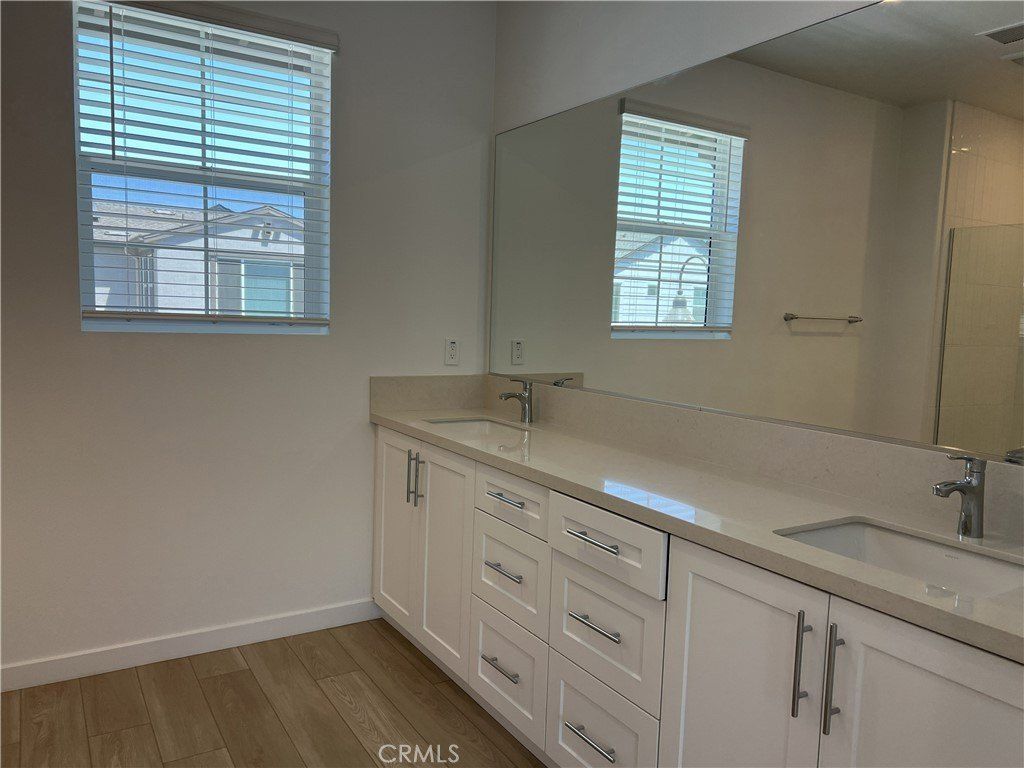 4801 Arroyo Run. Moorpark, CA 93021