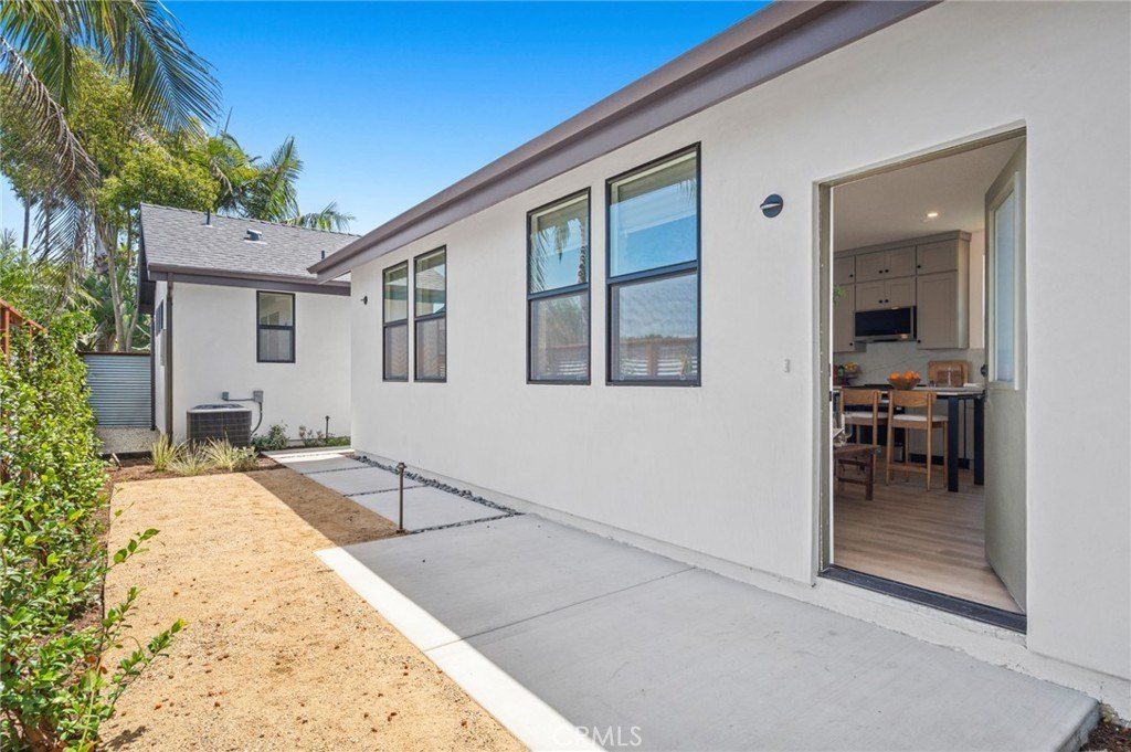 314 E 16Th. Costa Mesa, CA 92627