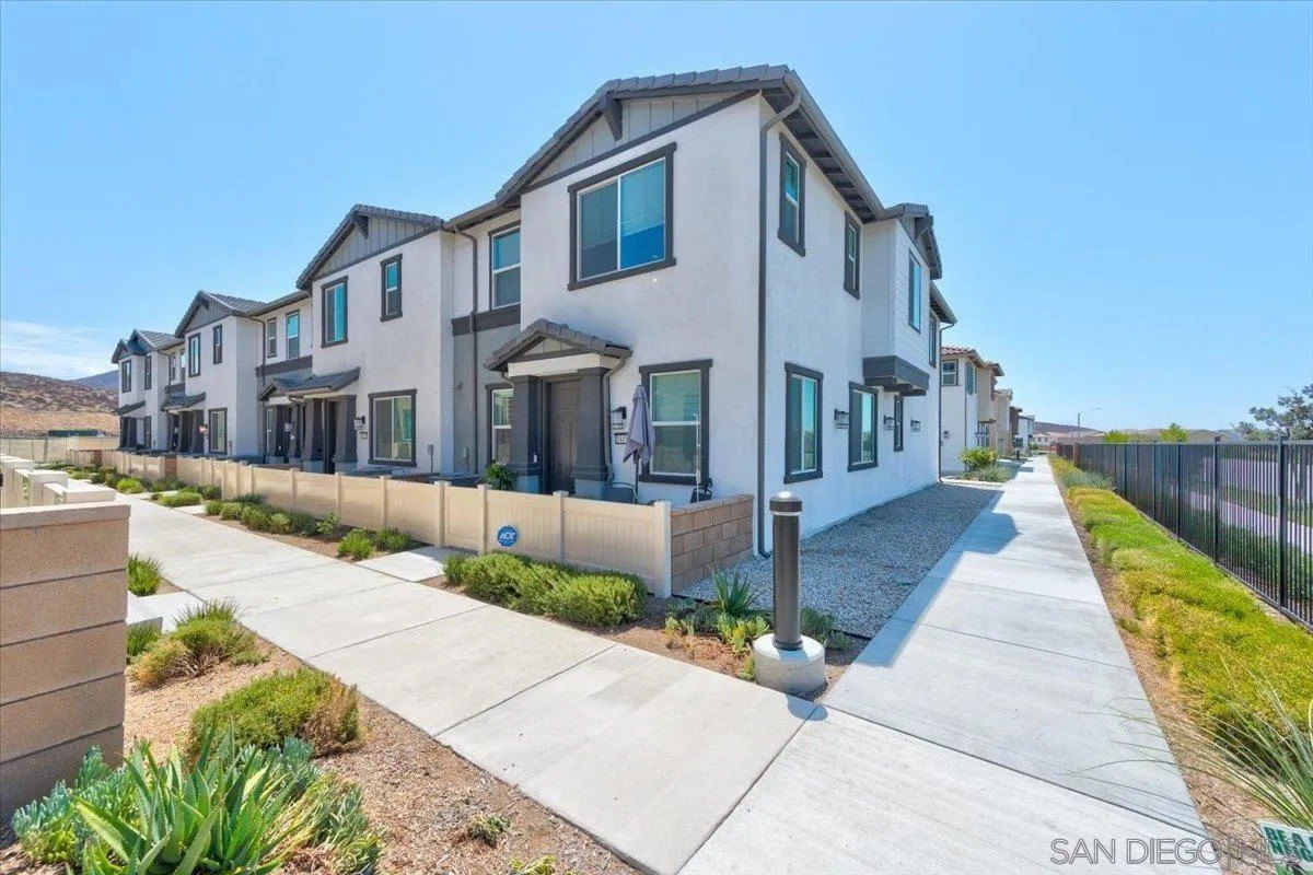 34465 Ciruela Avenue. Winchester, CA 92596