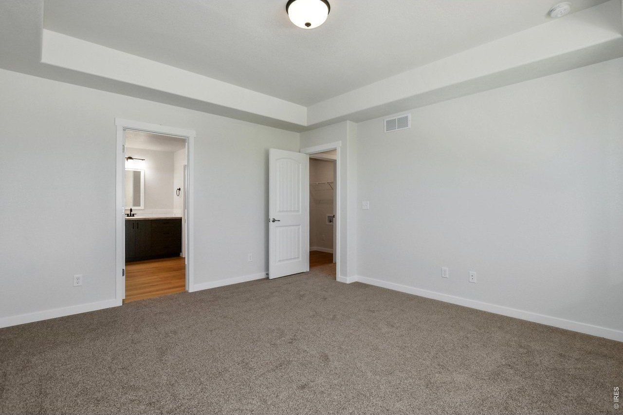 1039 Crown Sparrow St. Johnstown, CO 80534