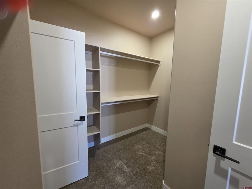 1853 6429 Circle. Montrose, CO 81403