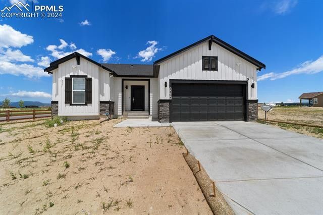 2404 Antica Court. Colorado Springs, CO 80921