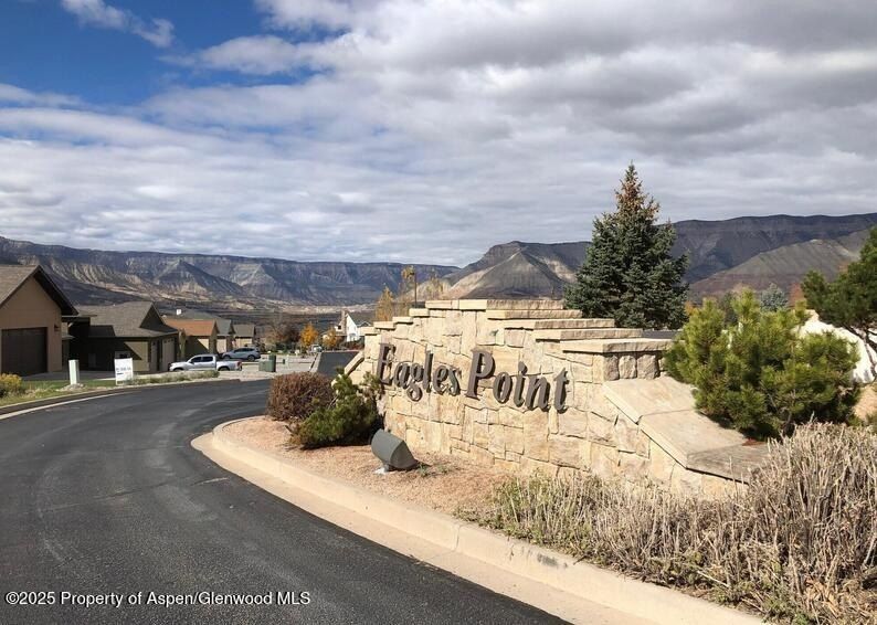 318 Eagle Ridge Drive. Parachute, CO 81635