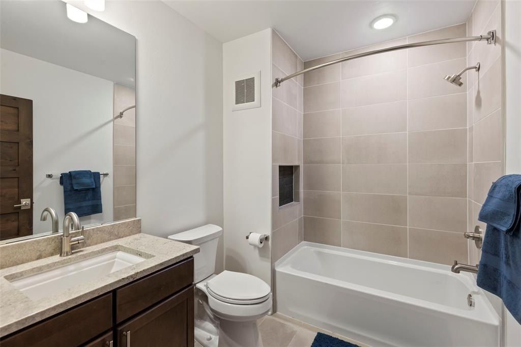 1044 Blue River Parkway. Silverthorne, CO 80498