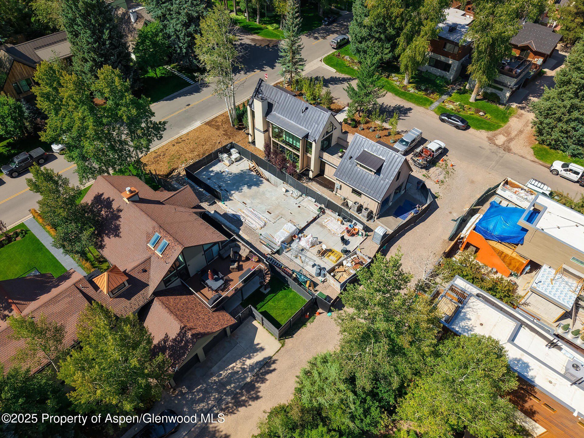 622 W Smuggler Street. Aspen, CO 81611