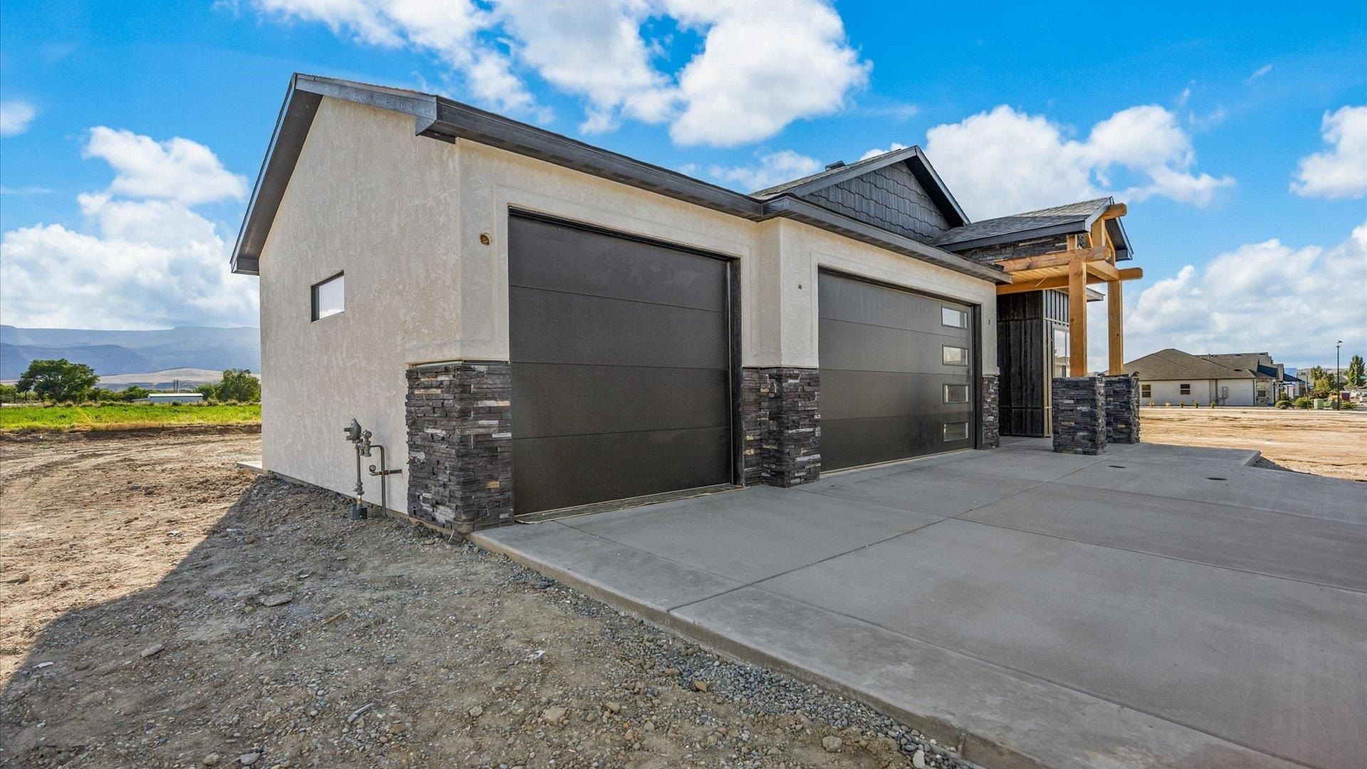 520 Desert Peach Street. Clifton, CO 81520