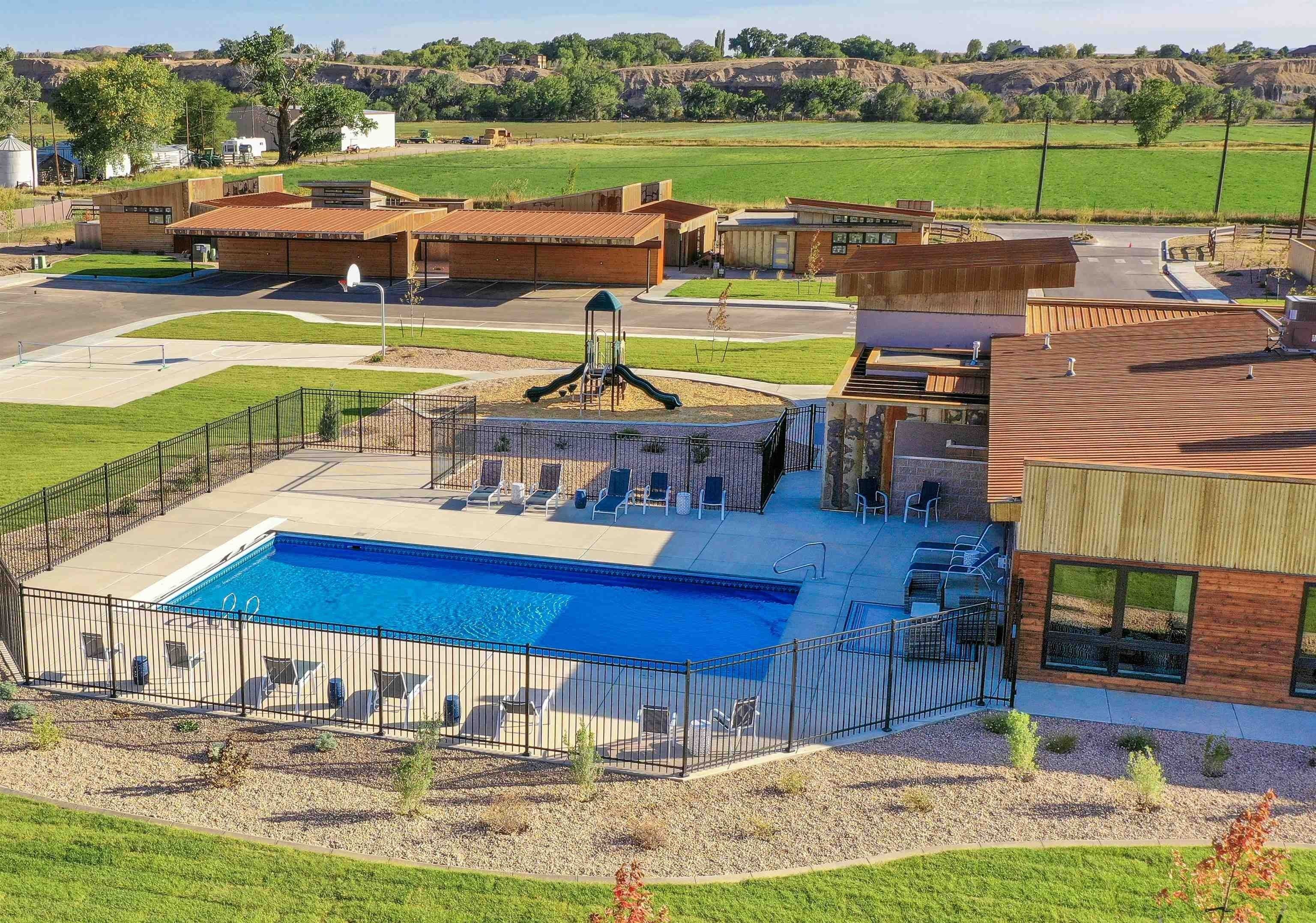 463 Red River Loop. Clifton, CO 81520