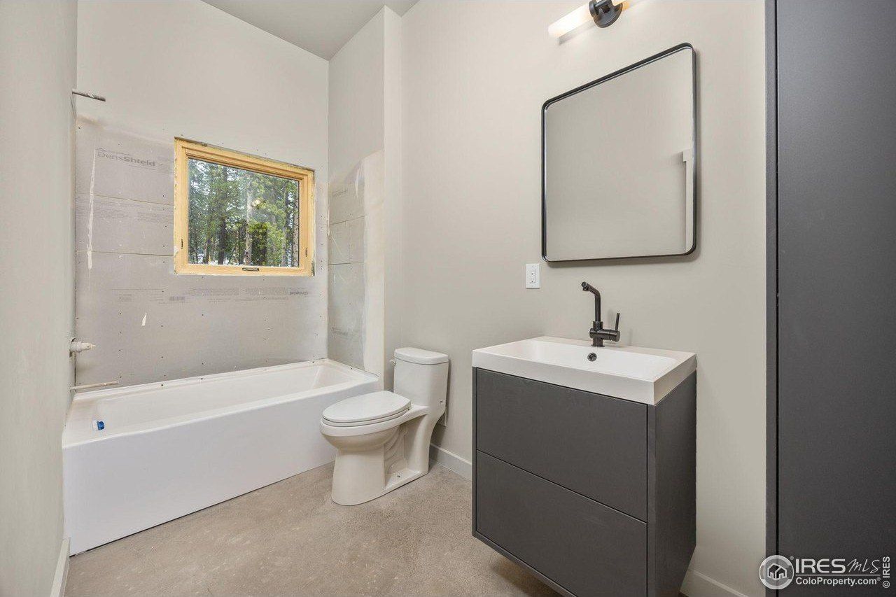 200 Severance Lodge Rd. Black Hawk, CO 80422