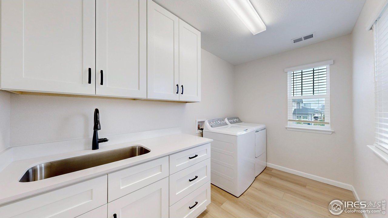 1180 Joseph Pl. Lafayette, CO 80026