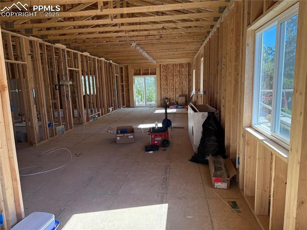 20 Pendelton Circle. Colorado Springs, CO 80904