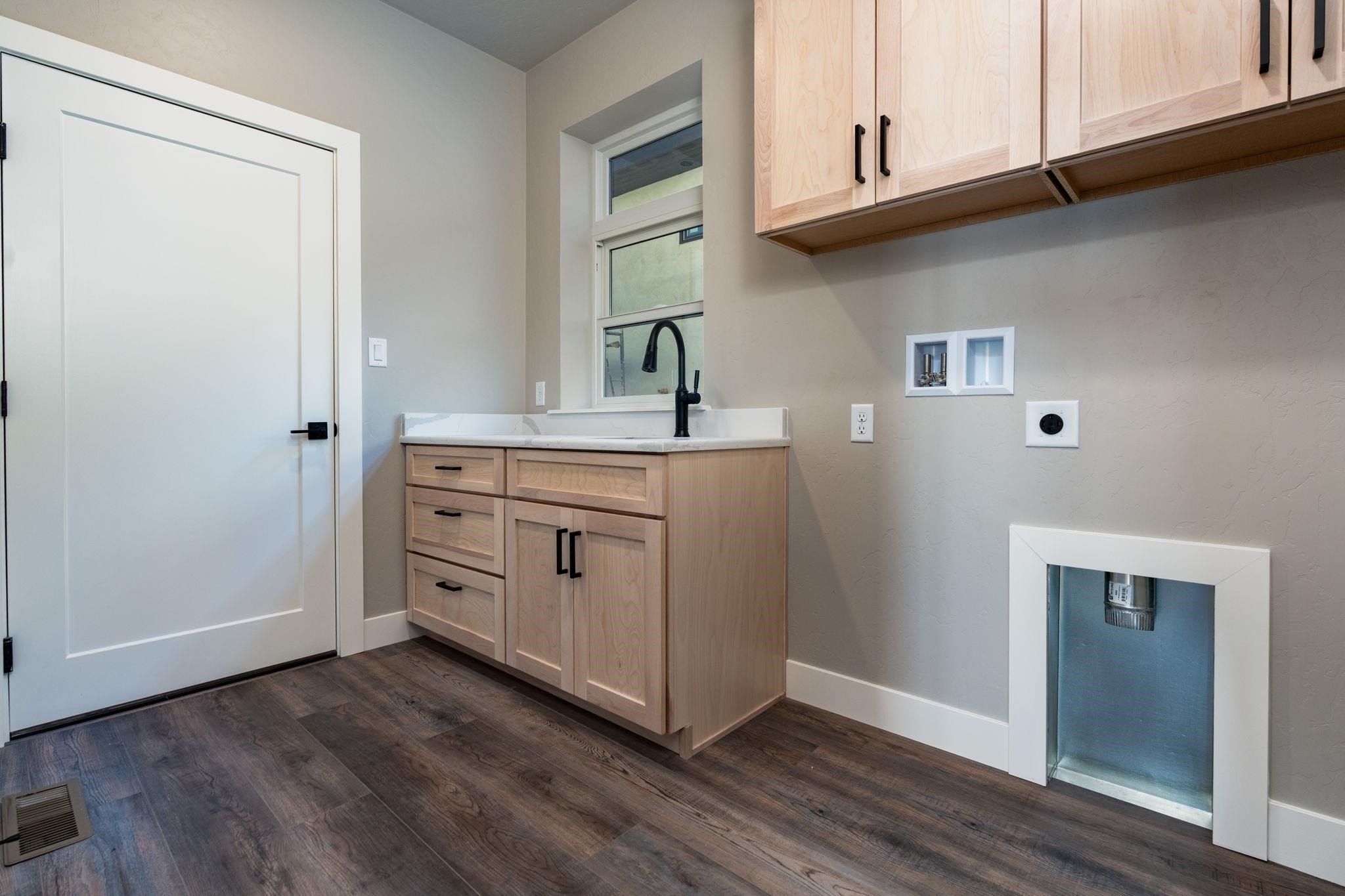 2280 Holy Cross Court. Grand Junction, CO 81507