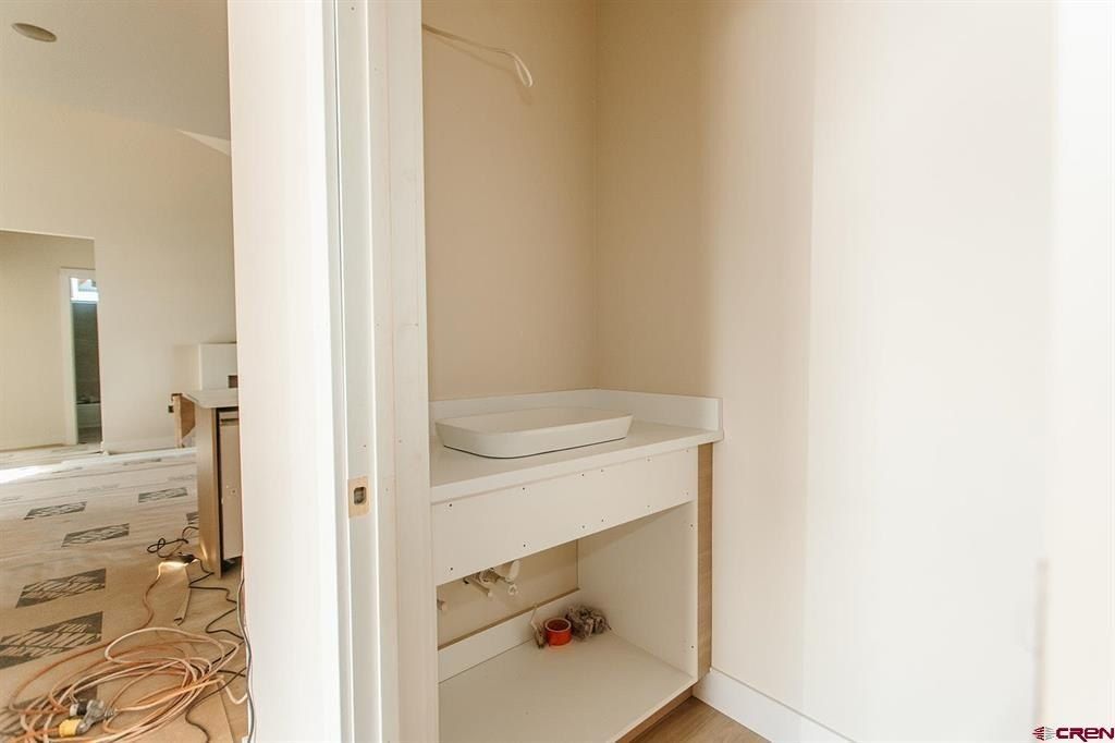 3415 Kestrel Loop. Montrose, CO 81401