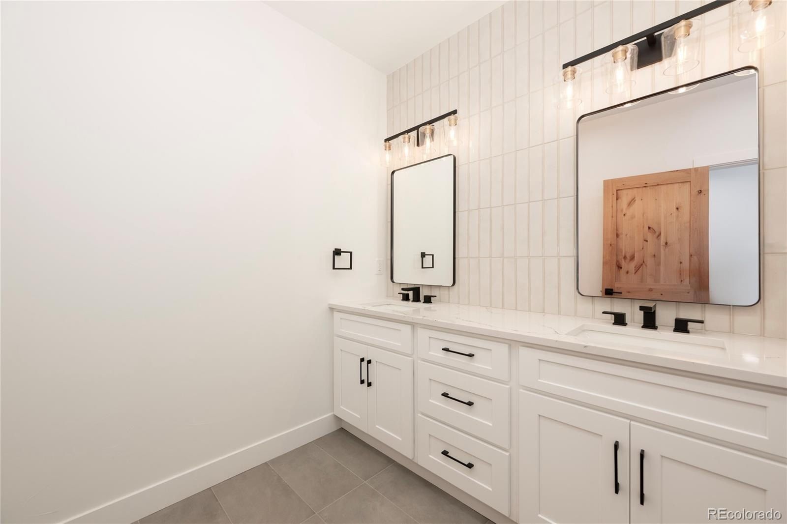 622 Upper Ranch View Road. Granby, CO 80446