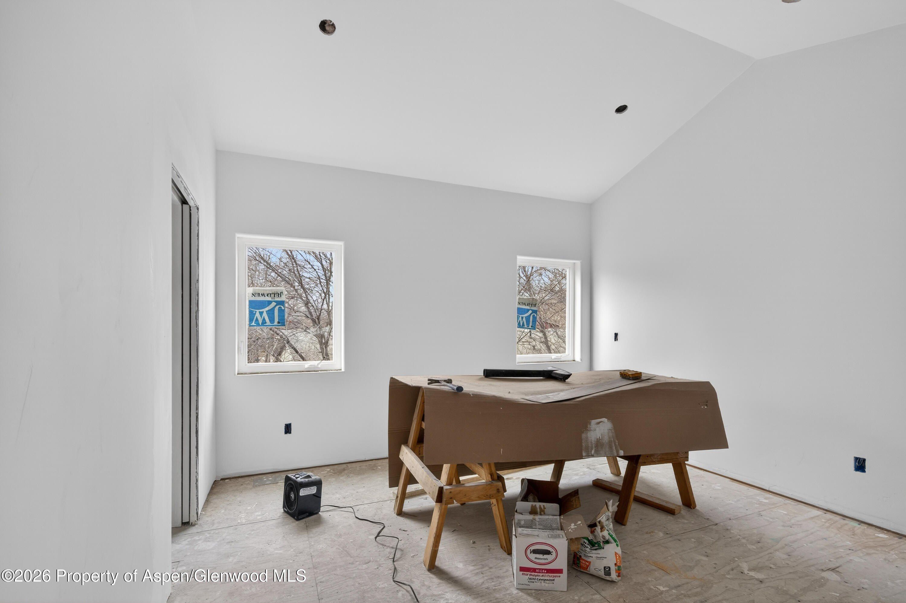 353 Roan Court. Silt, CO 81652