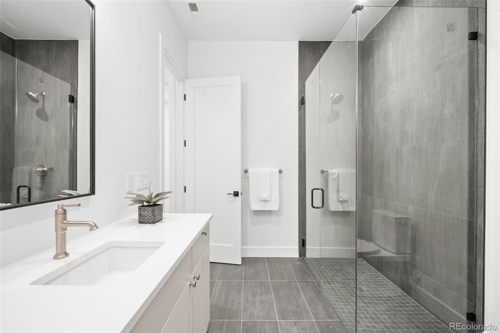 3255 S Clermont Street. Denver, CO 80222