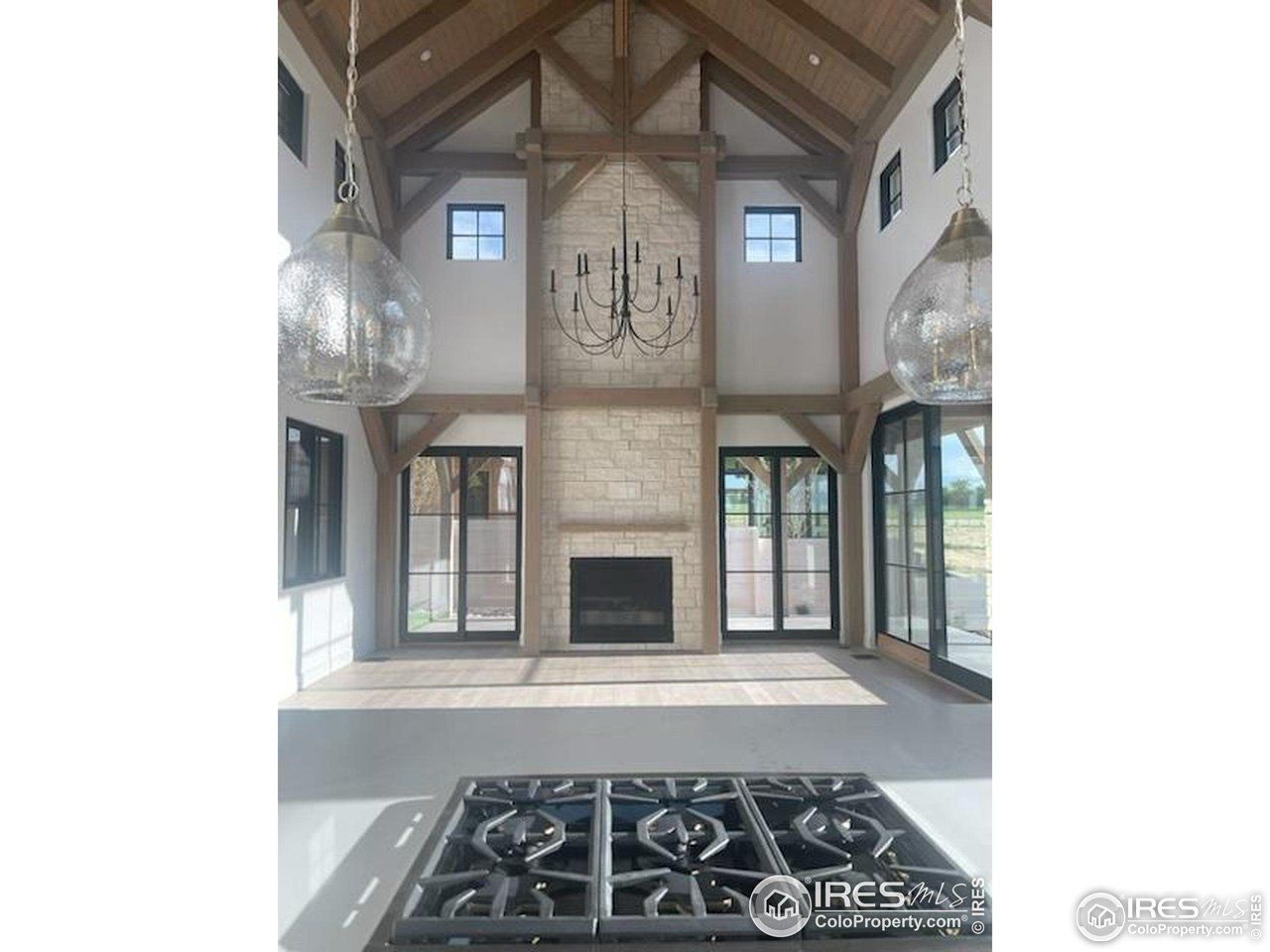 917 Latigo Loop. Lafayette, CO 80026