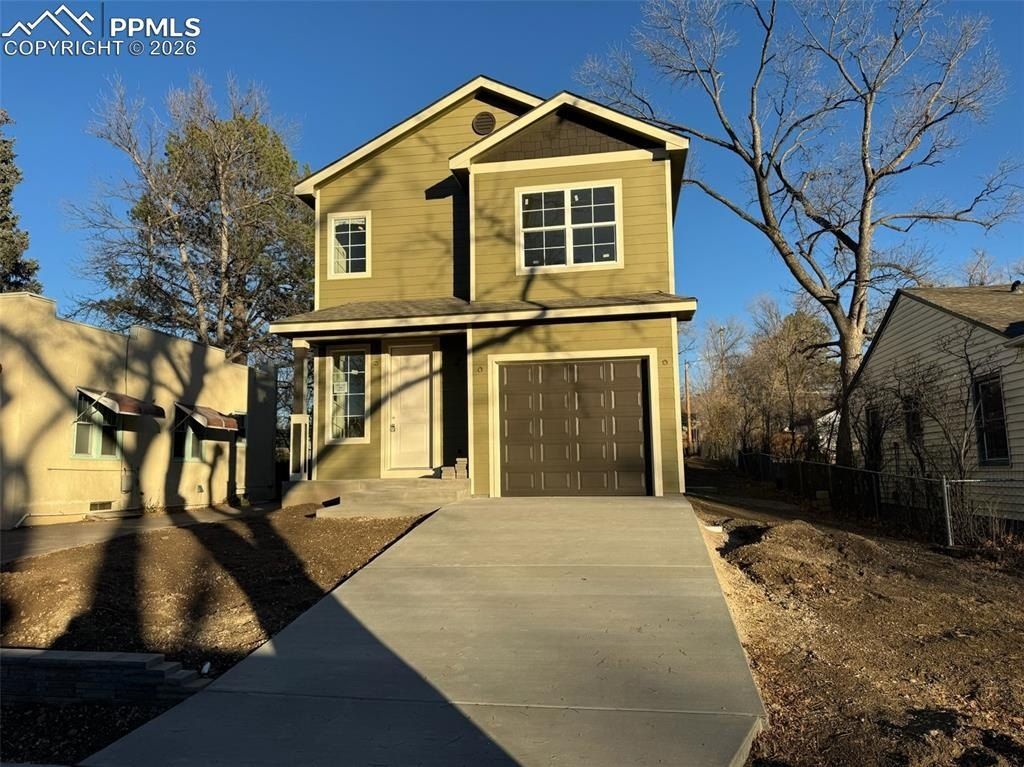 1217 Custer Avenue. Colorado Springs, CO 80903