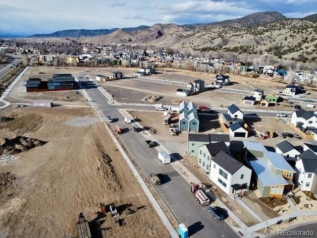 102 Chase Street. Salida, CO 81201