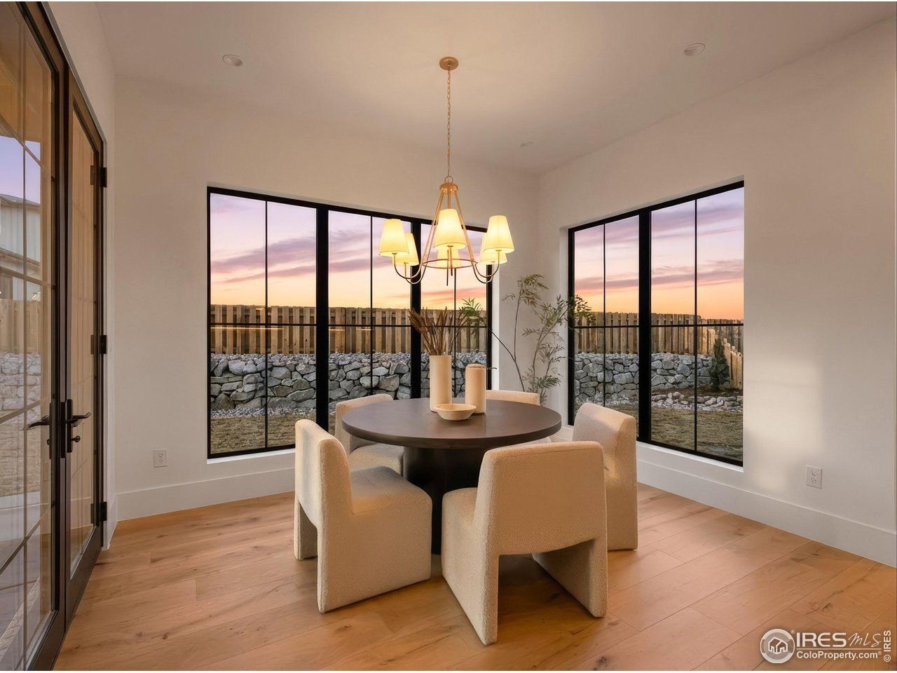 827 Trail Ridge Dr. Louisville, CO 80027