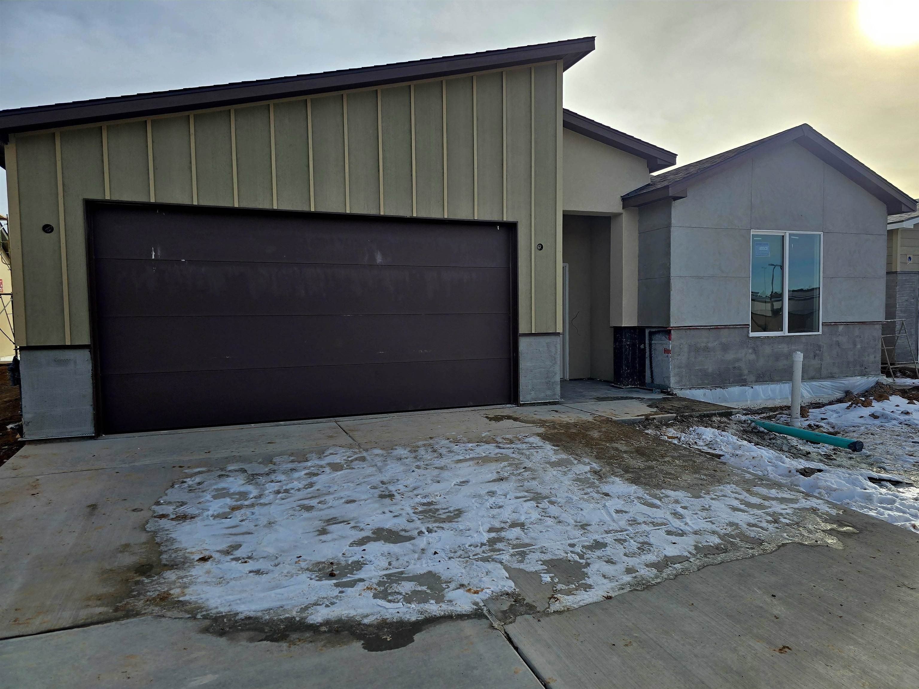 2153 Monument Lane. Grand Junction, CO 81507