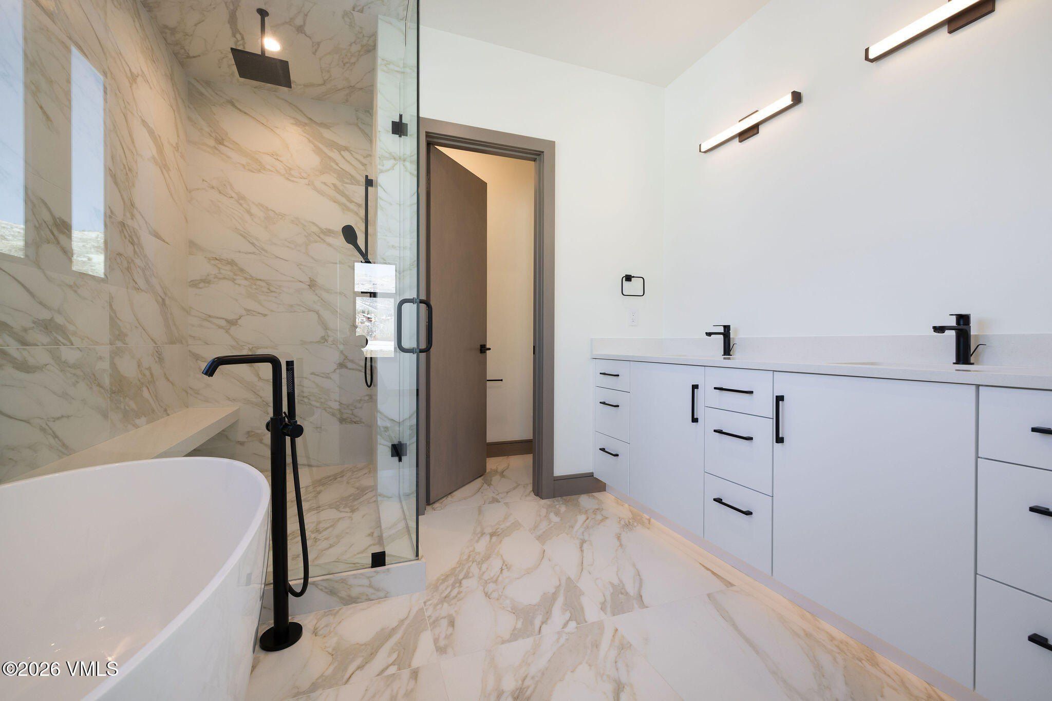 351 Longhorn Road Unit A. Edwards, CO 81632