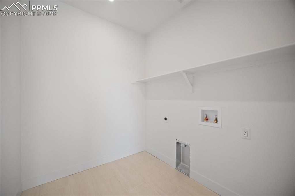 347 Grand Summit Drive. Monument, CO 80132