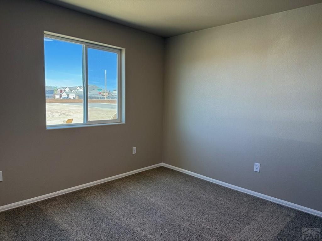 5204 Gannet Lane. Pueblo, CO 81008