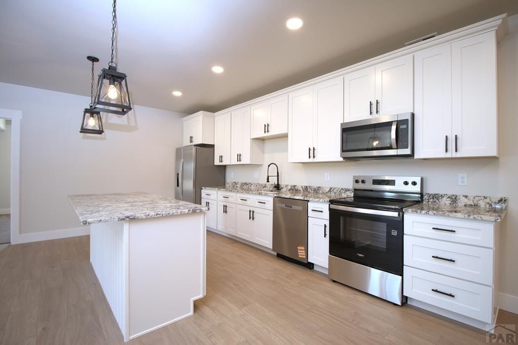 1009 S Oak Valley Dr. Pueblo West, CO 81007