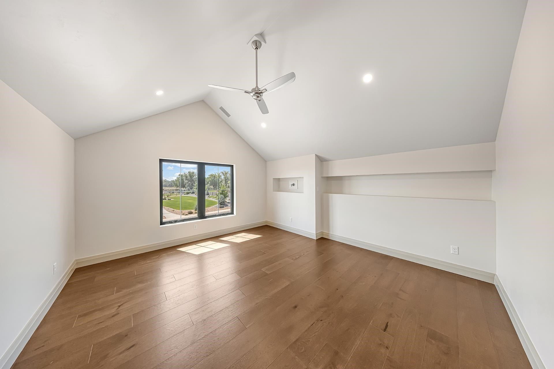 657 Ellen Drive. Grand Junction, CO 81507