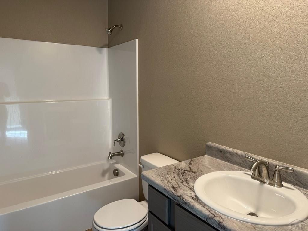 5215 Whistler Dr. Pueblo, CO 81008