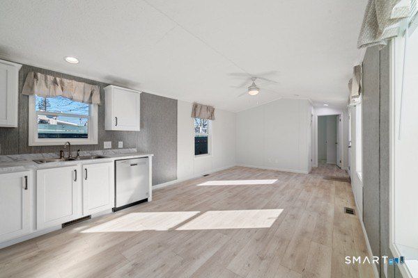 139 Lewis Street. Naugatuck, CT 06770