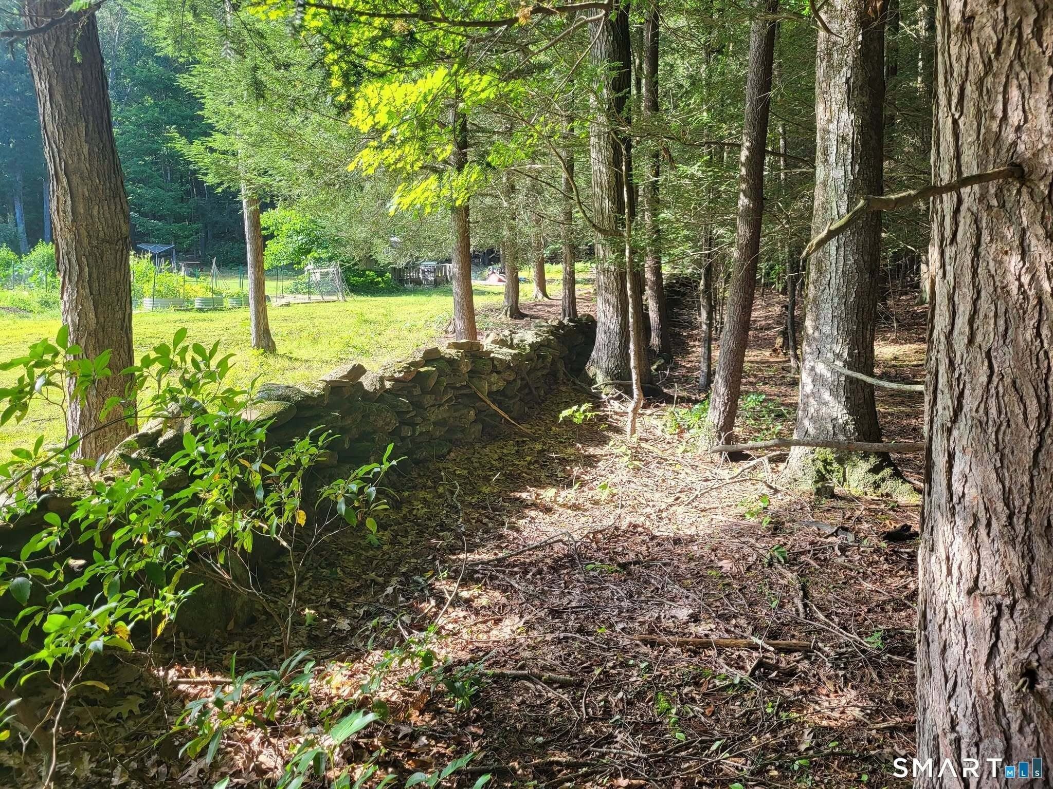82 Tayler Trail. Woodstock, CT 06281
