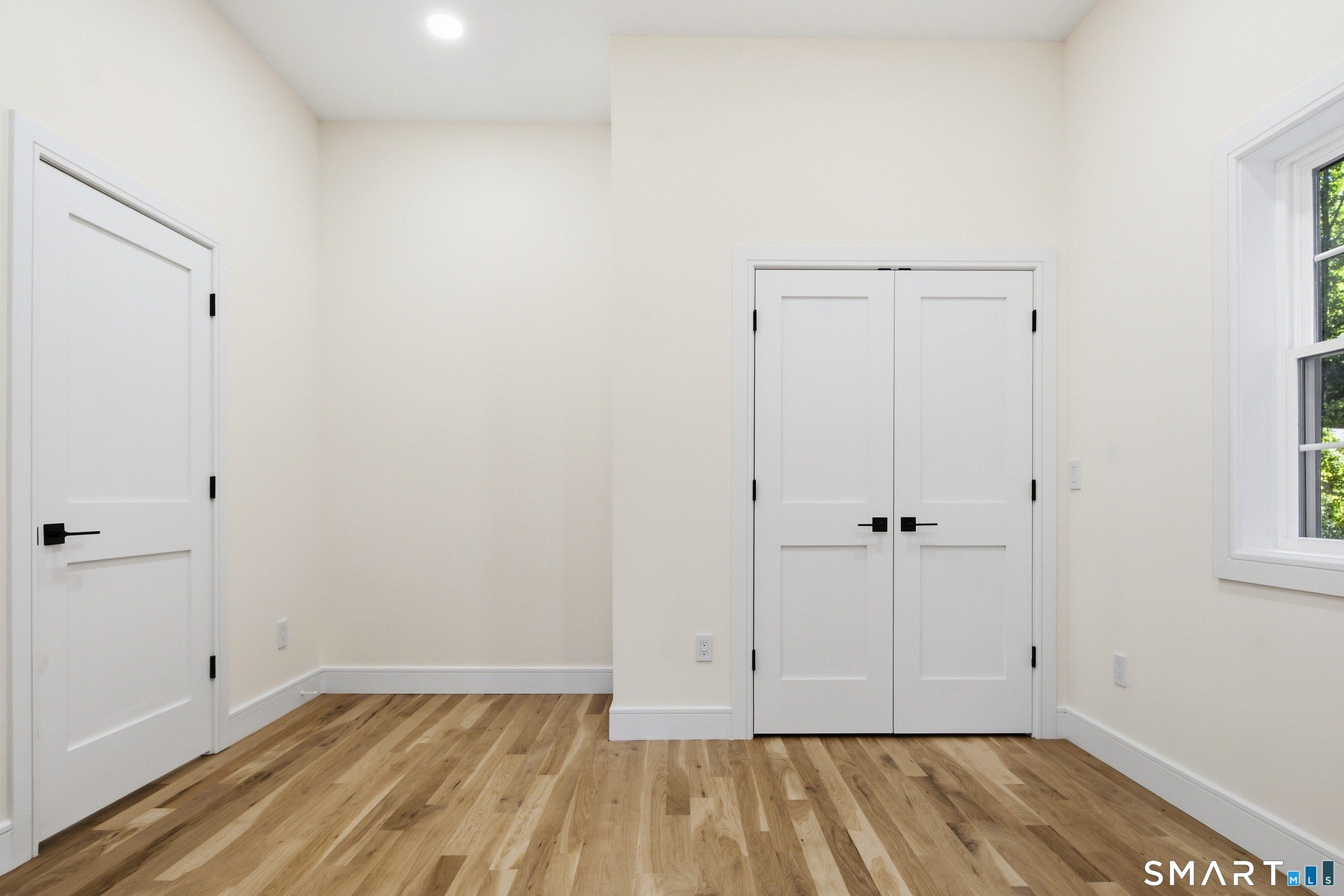 9 Bradley Lane. Sandy Hook, CT 06482