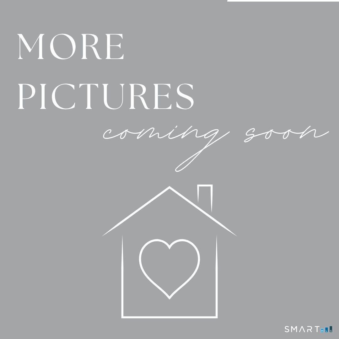 274 Cedarwood Lane. Newington, CT 06111