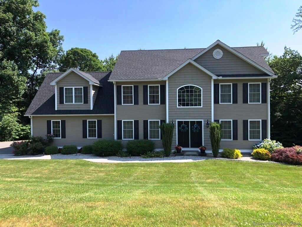 16 Pembroke Hill Road. Wolcott, CT 06716