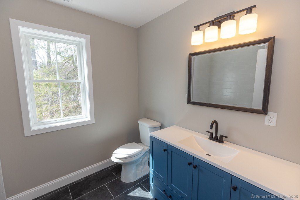 58 Killingworth Turnpike. Clinton, CT 06413