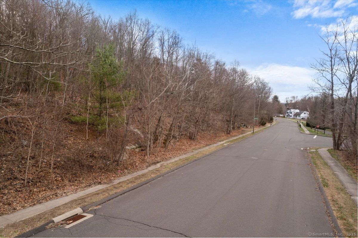 671 Fern Hill Road. Canton, CT 06019