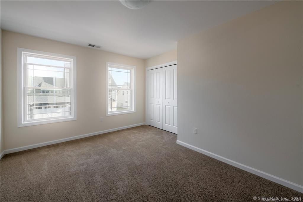 20 Lombard Circle. North Haven, CT 06473