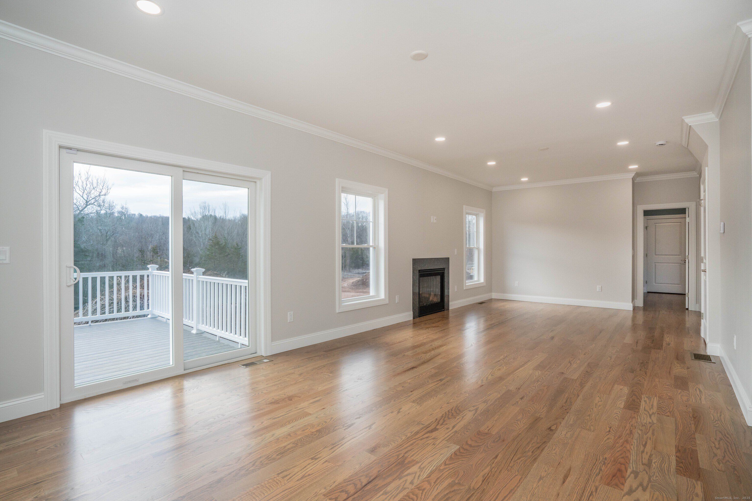 963 High Road. Berlin, CT 06037