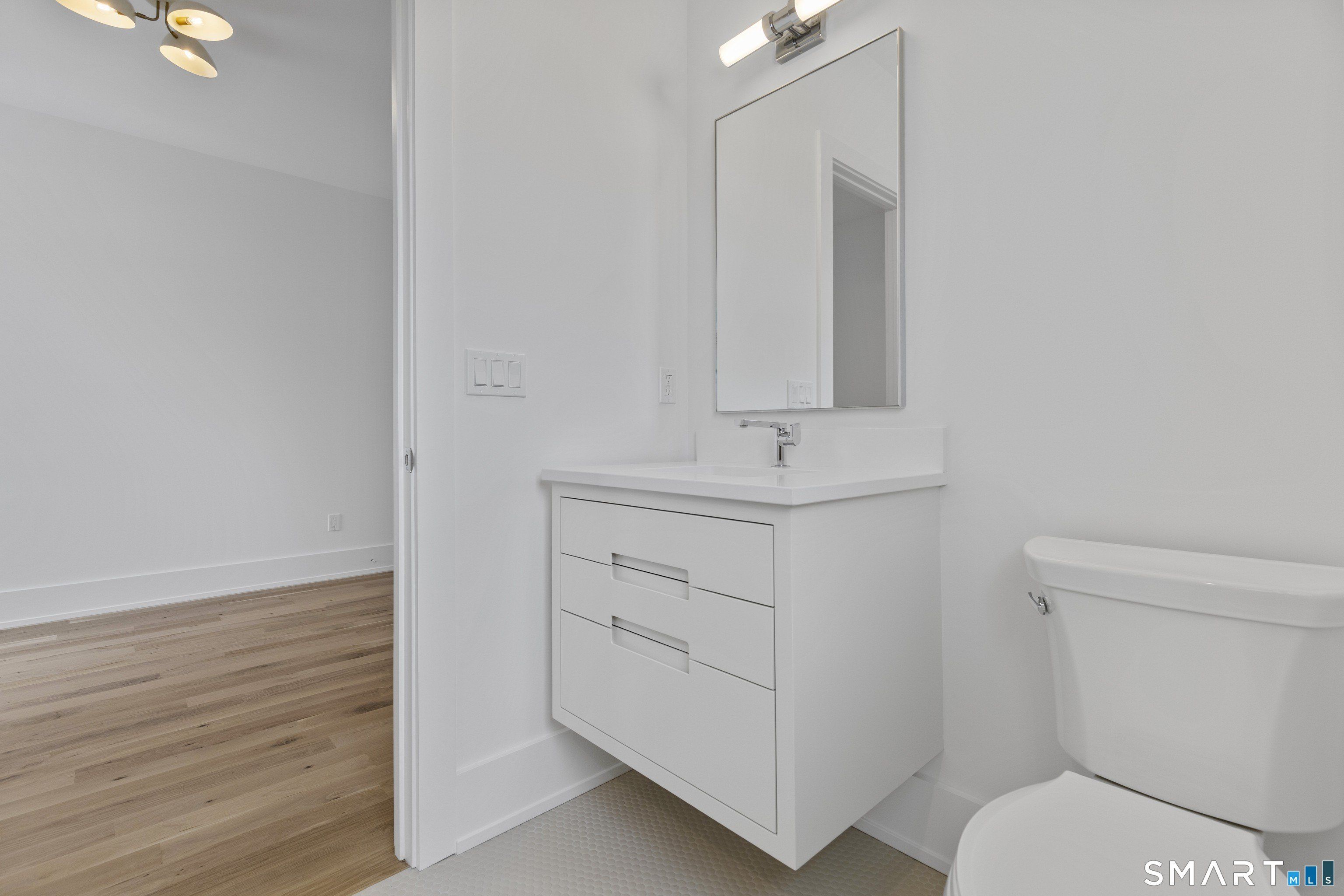 110 Pratt Street. Fairfield, CT 06824