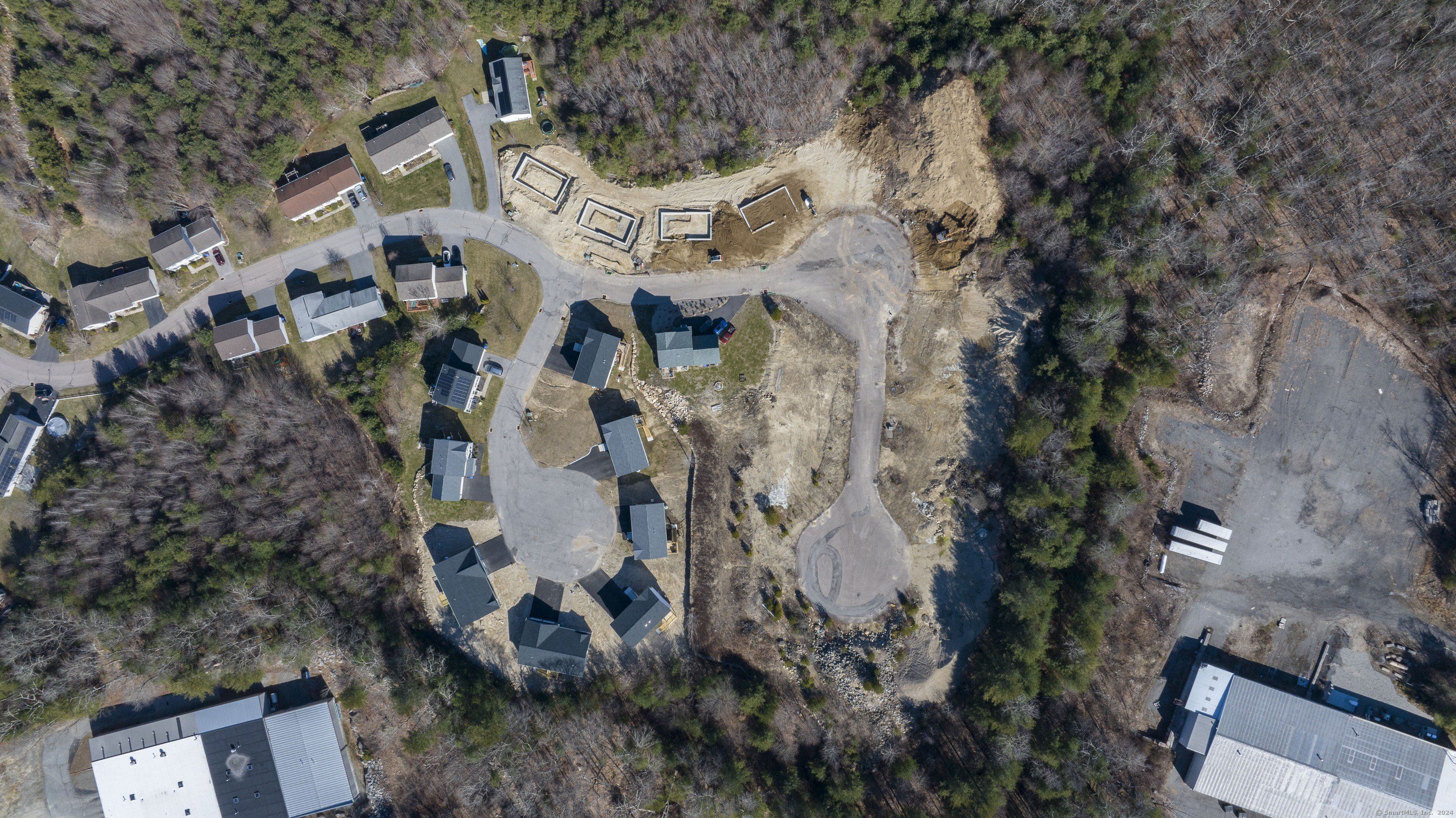 8 Johns Circle. Sterling, CT 06377