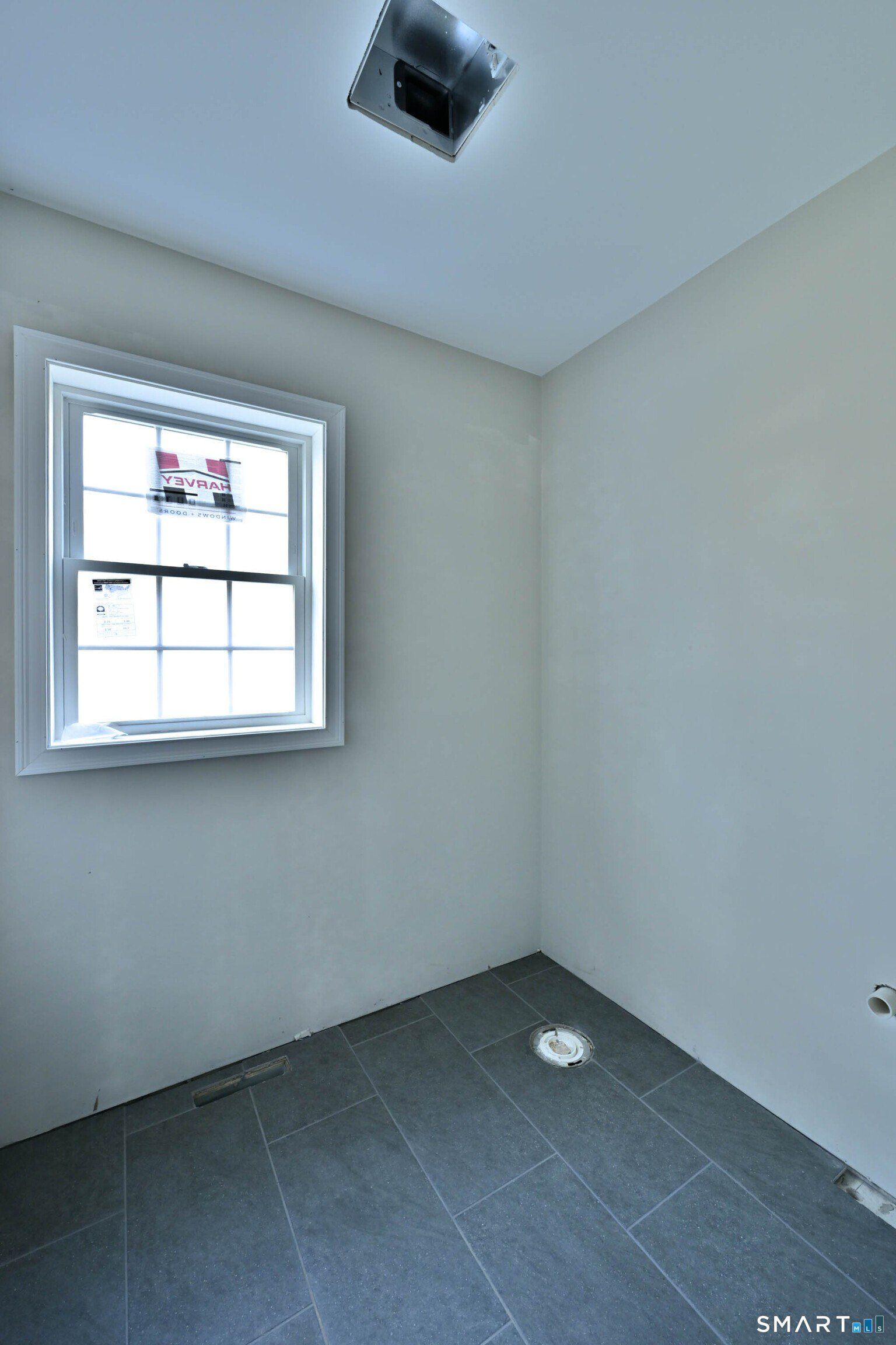 401 Tripp Hollow Road. Brooklyn, CT 06234