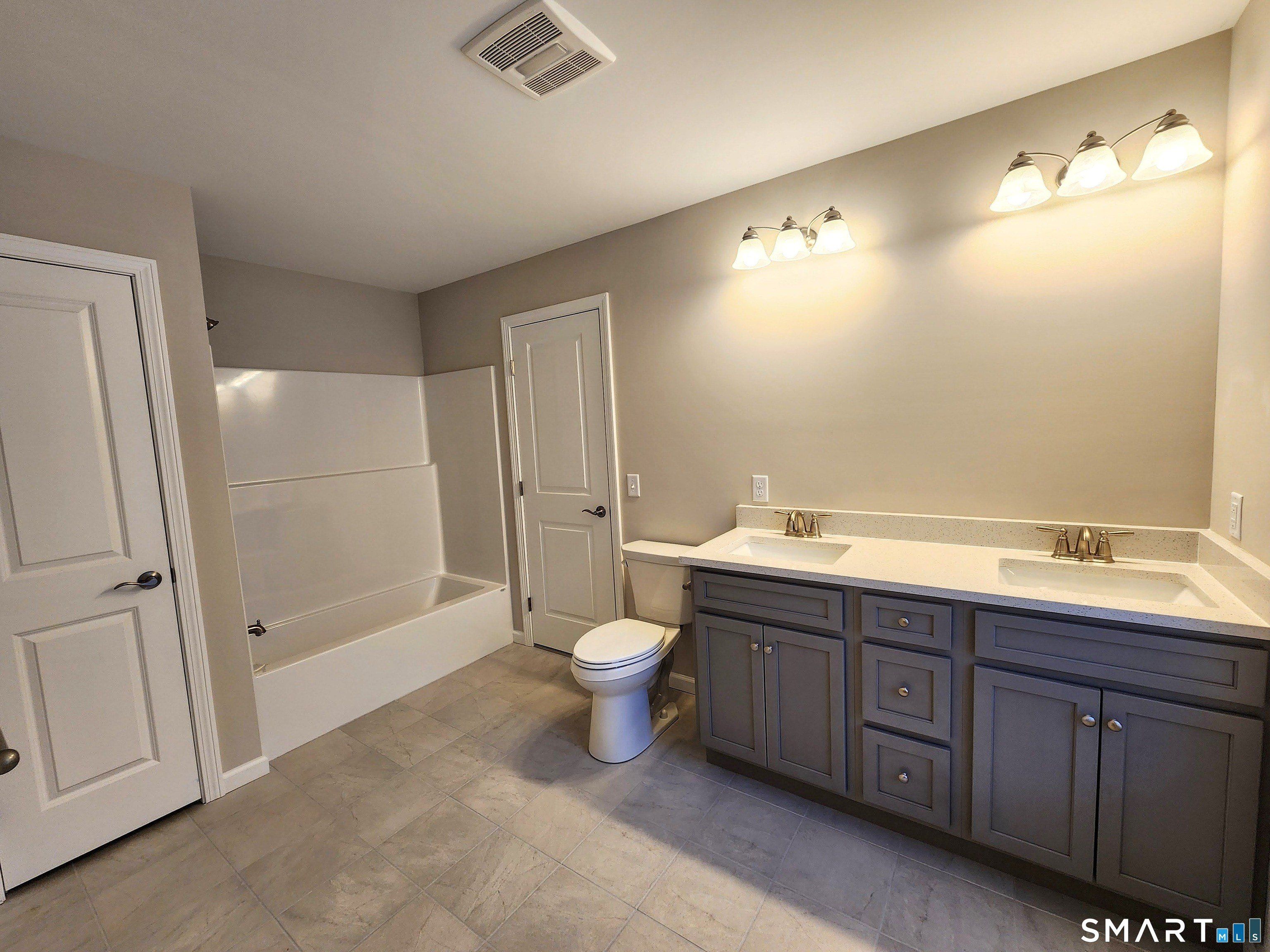 22 Lombard Circle Unit 8. North Haven, CT 06473