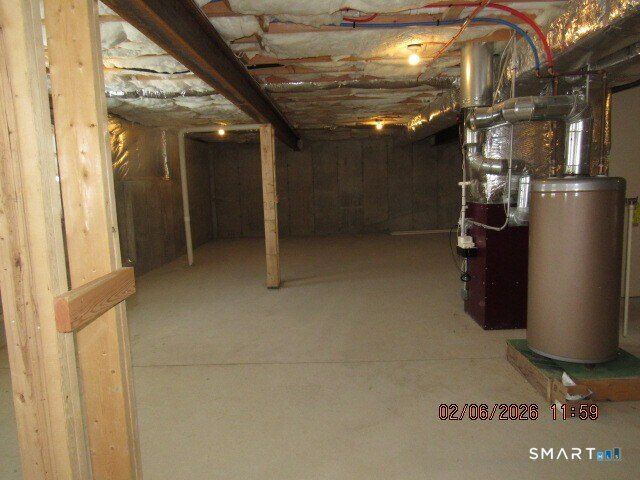 73 Warm Earth Road. Naugatuck, CT 06770