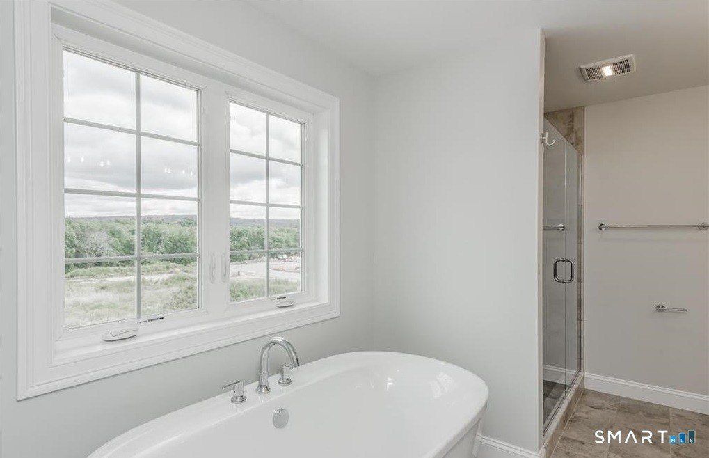 106 Rock Ridge Road. Manchester, CT 06040