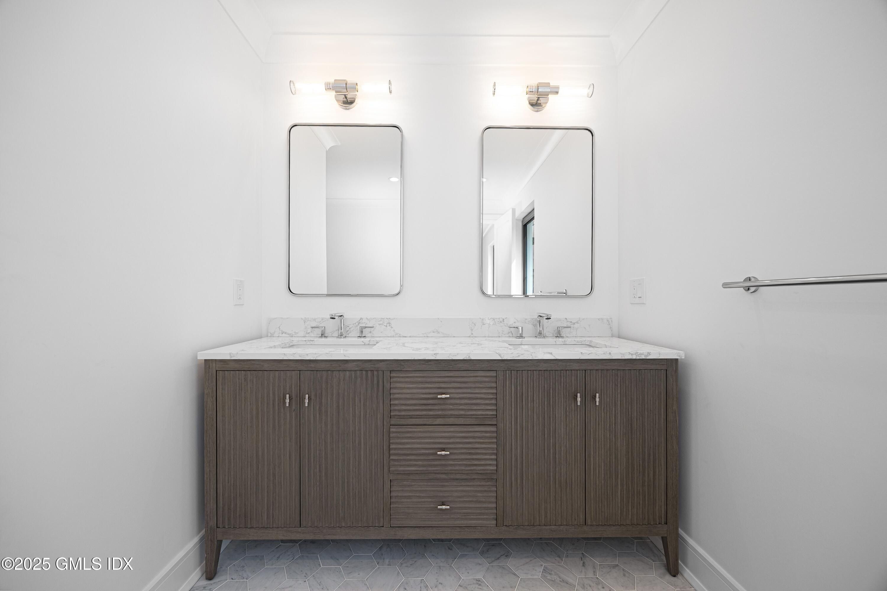 20 Sound Beach Avenue. Old Greenwich, CT 06870