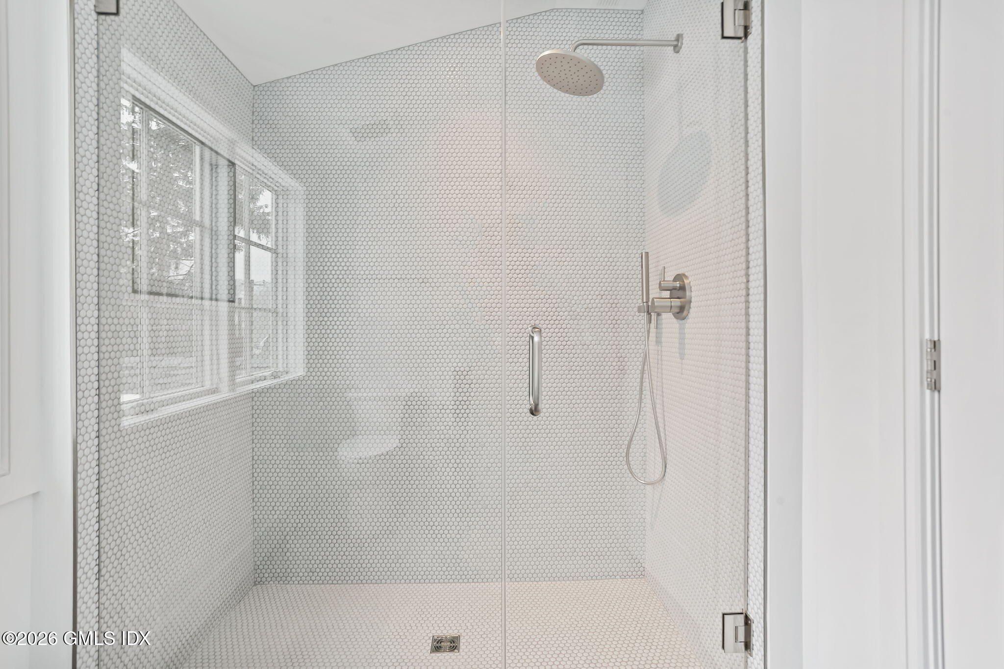 2 Potter Drive. Old Greenwich, CT 06870