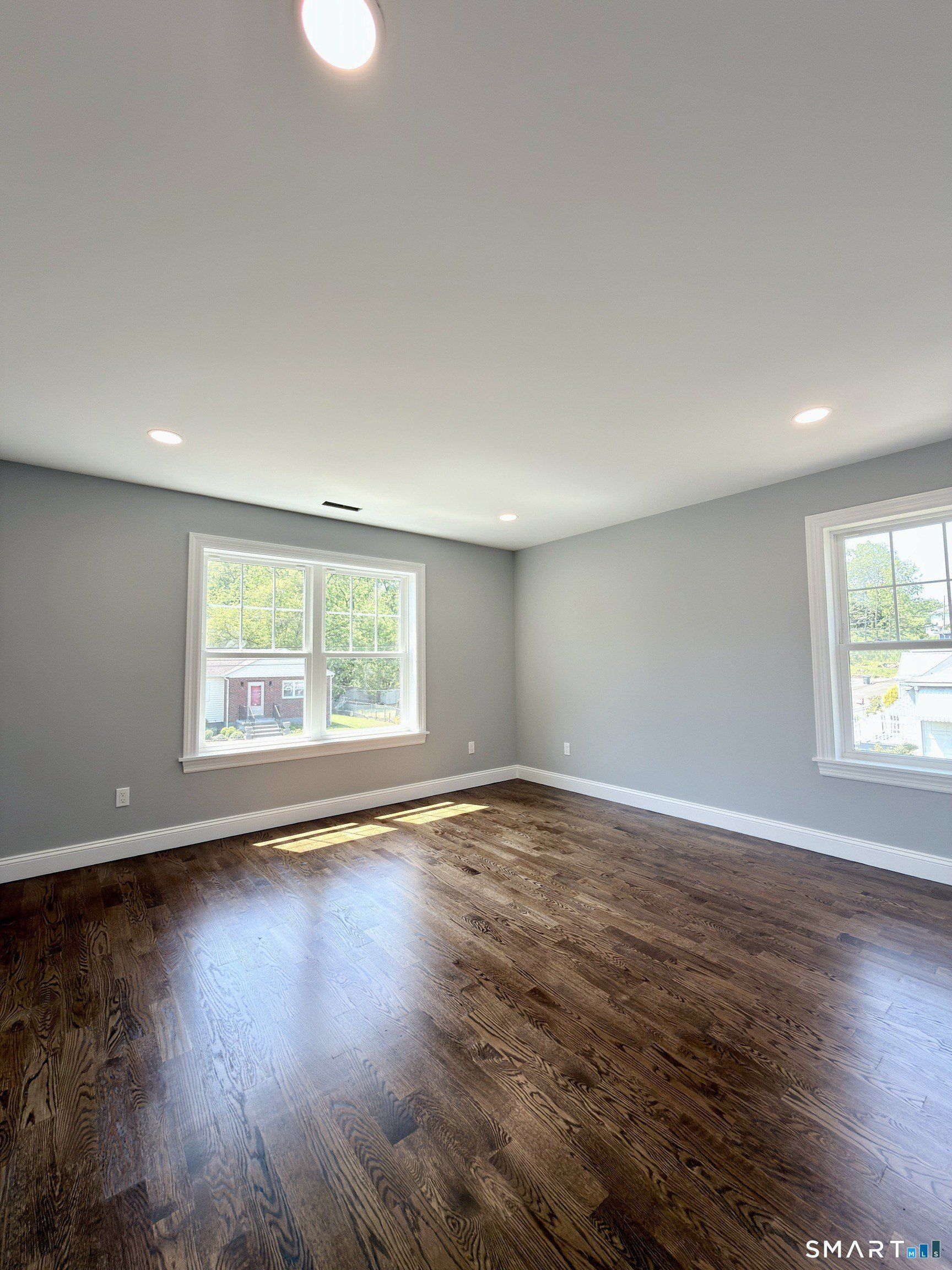 420 Greenwood Street. Bridgeport, CT 06606