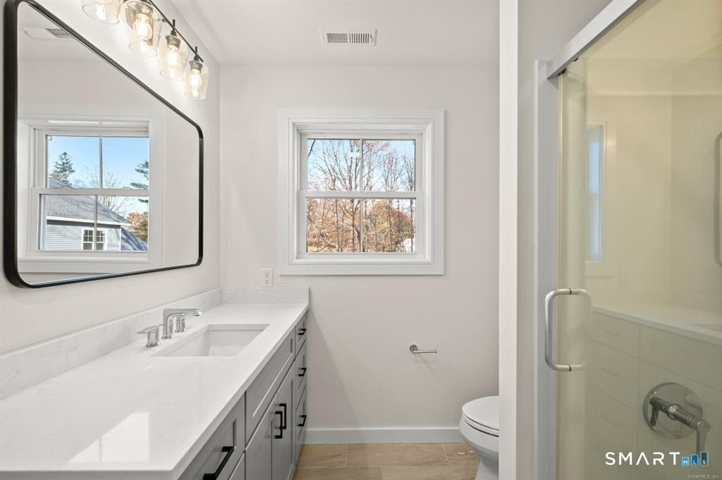 Fieldstone Court. Bethel, CT 06801