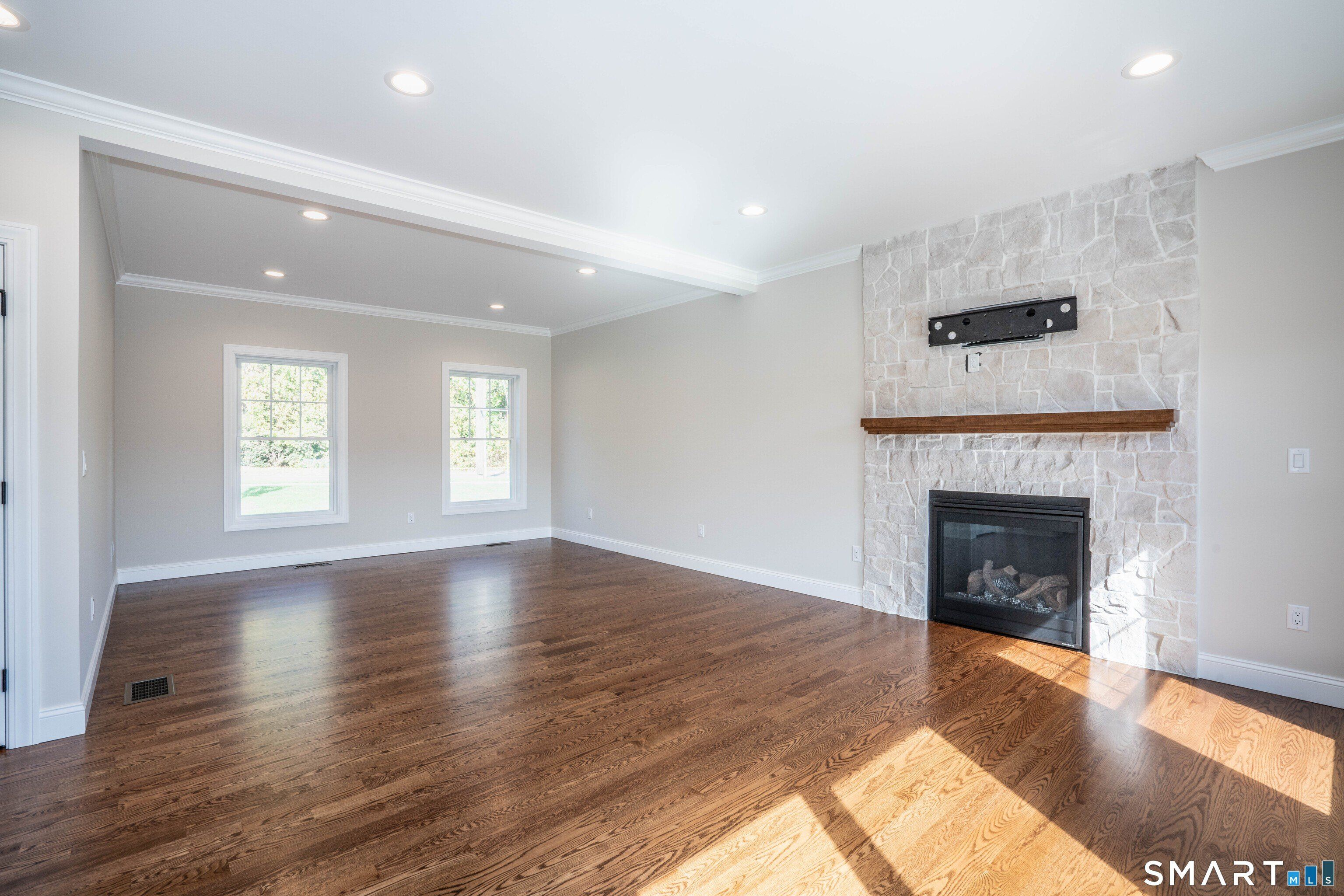 953 High Road. Berlin, CT 06037